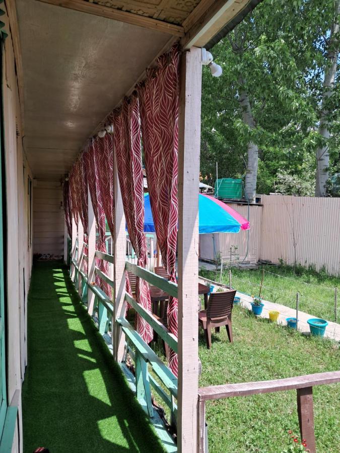 Lakeside Homestay Srinagar מראה חיצוני תמונה